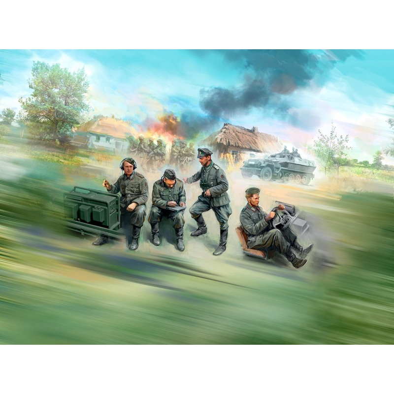 German Command Vehicle Crew (1939-1942) 4 Figures