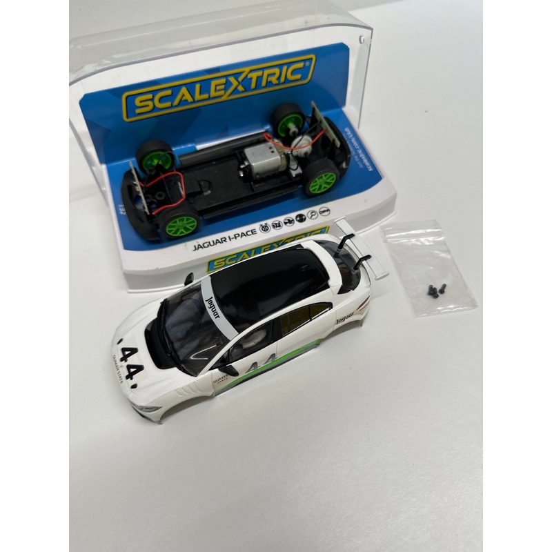 SCALEXTRIC JAGUAR I-PACE GROUP 44 HERITAGE LIVERY C4064 Parts missing For Parts