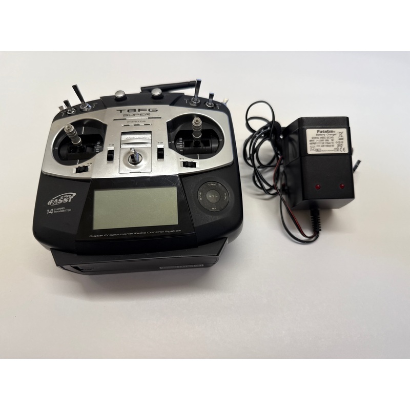 Futaba T8FG 2.4gh FAAST Transmitter with Battery & Charger - SECOND HAND