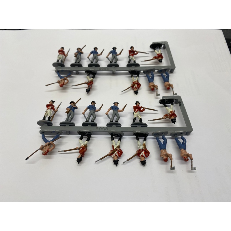 OO/HO 1:76 Figures - Military/Workman - 23 Assortment SMC009
