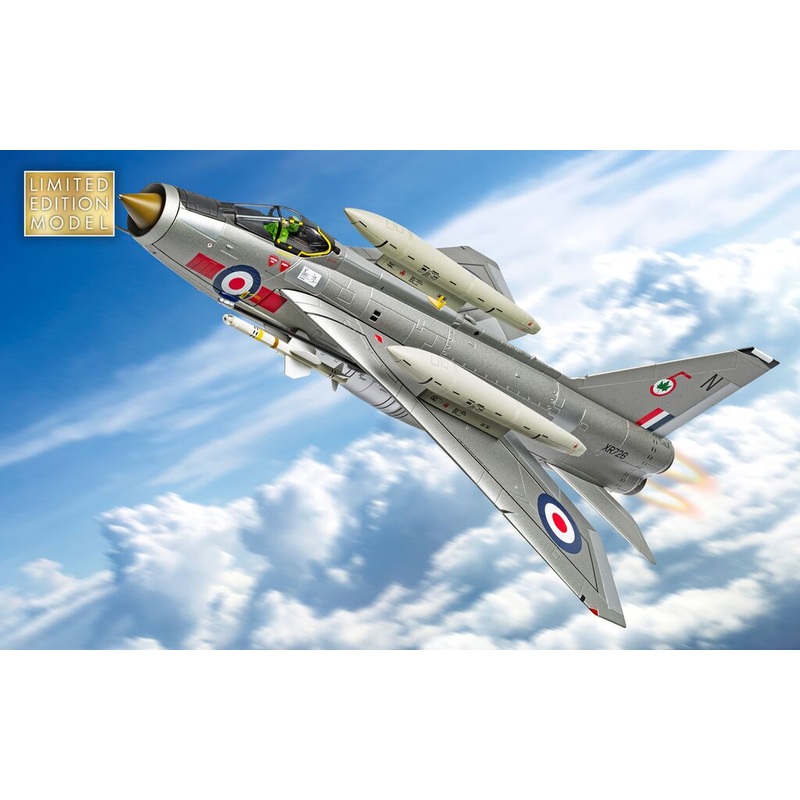 Corgi English Electric Lightning F.6 XR726/N RAF No.5 Squadron Binbrook Wing RAF Leconfield deployment May 1973 1:48 AA28404