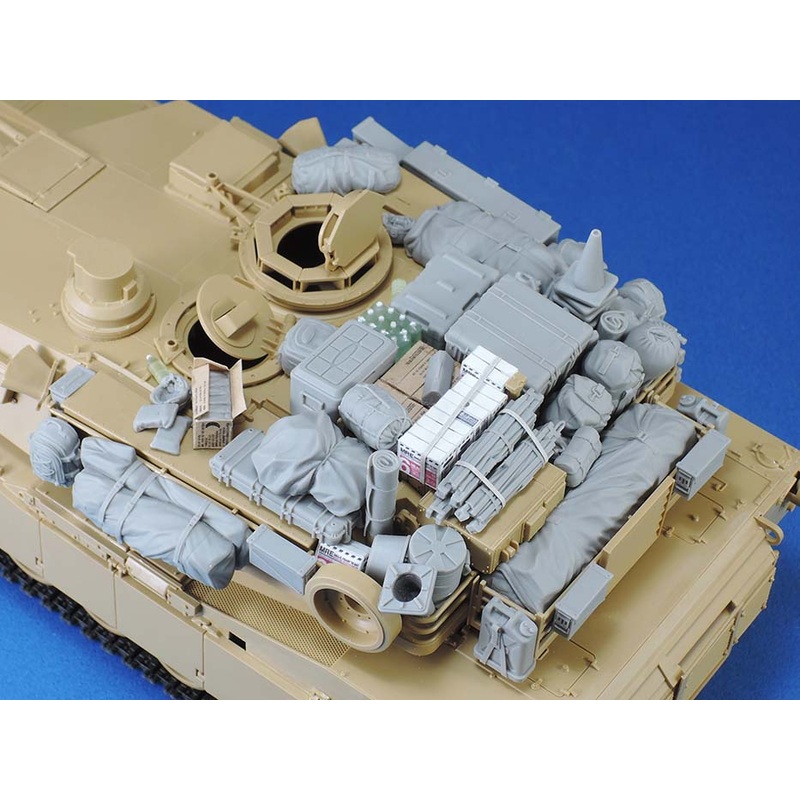 Legend LF1359 1/35 M1A1/A2 Tank Stowage Set III