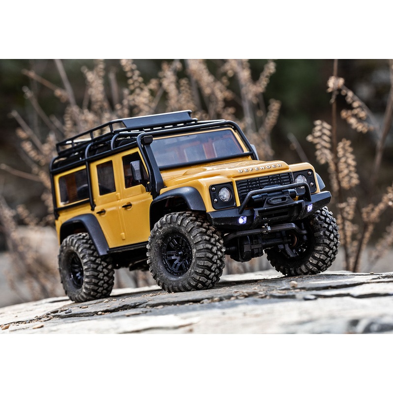 1/18 TRX-4M Land Rover Defender: Tan