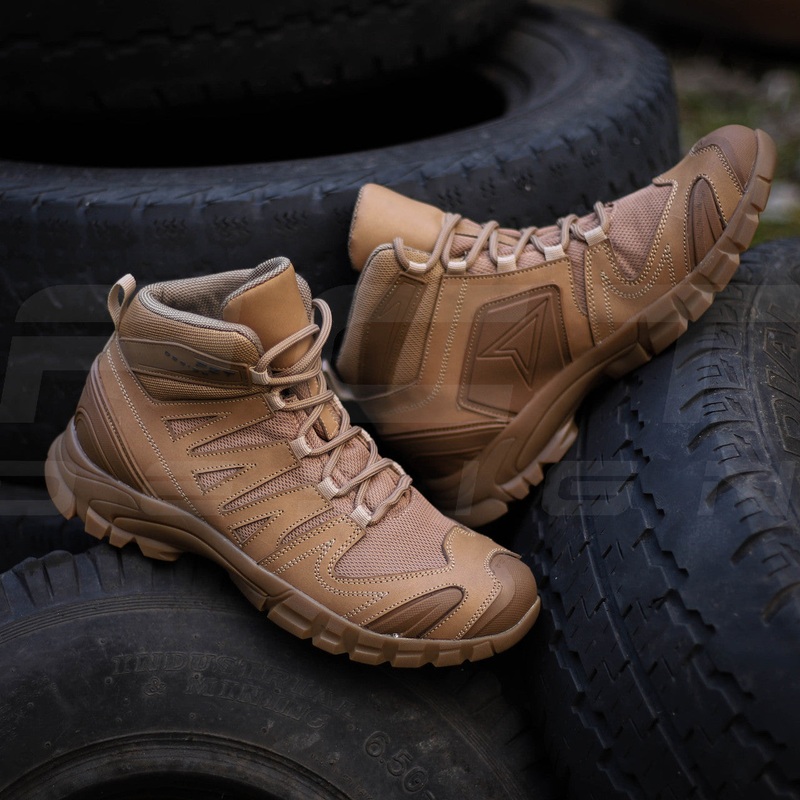 FCT Headhunter Rugged Boots, Gore-Tex Membrane, Coyote Color
