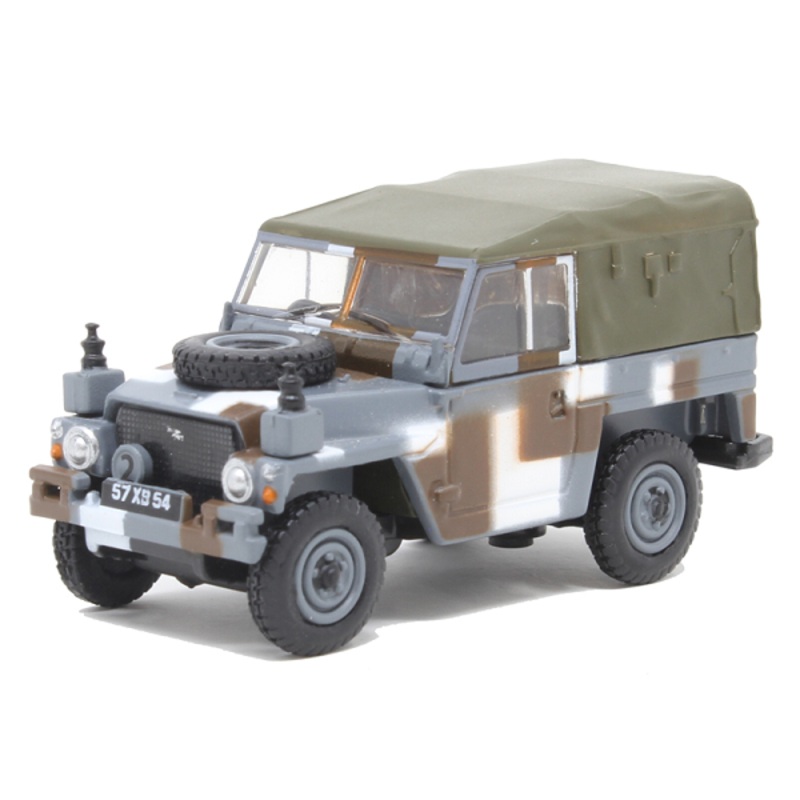 Oxford 76LRL004 1/76 Land Rover Half-Ton Lightweight - Berlin Scheme