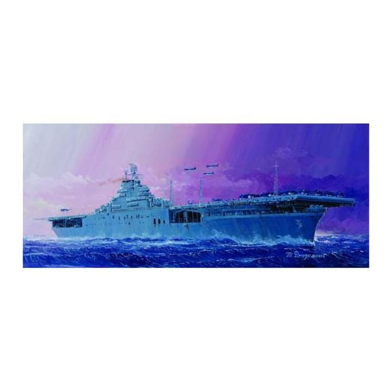 Trumpeter 05728 1/700 USS ESSEX CV-9