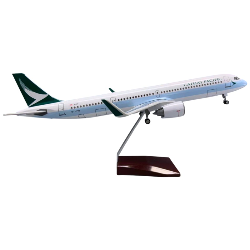 XL Cathay Pacific Airbus A321 NEO