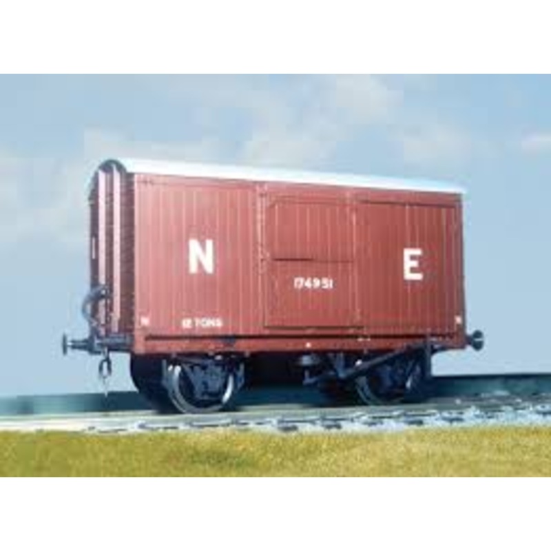 PARKSIDE LNER 12 Ton Goods Van O PS45