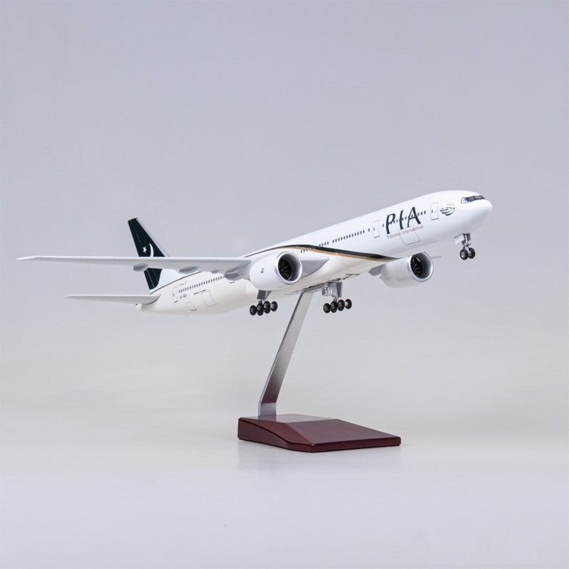 XL Pakistan International Boeing 777